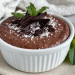 Luftiges laktosefreies Schoko-Mousse mit Kokosmilch - featured image